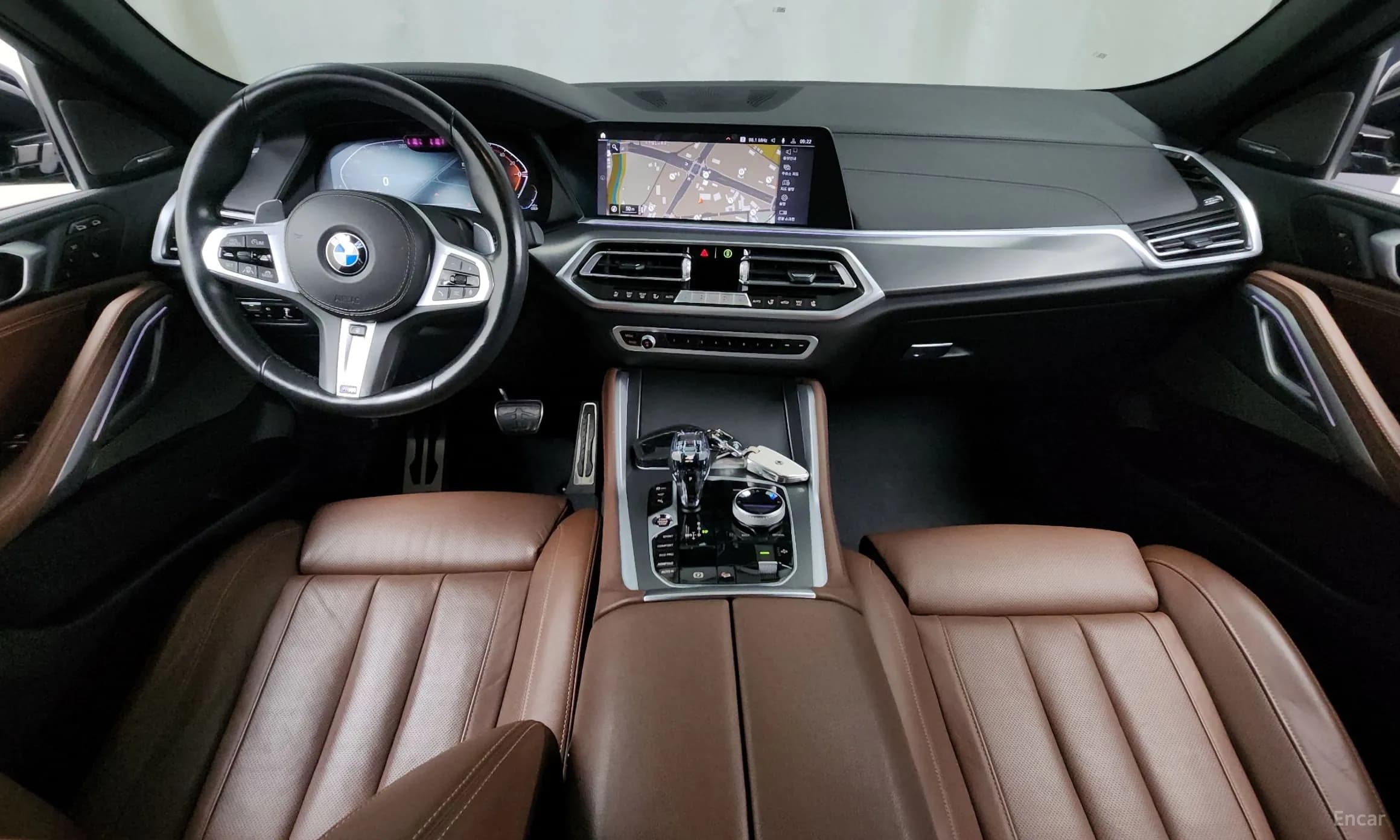 X6 (G06)