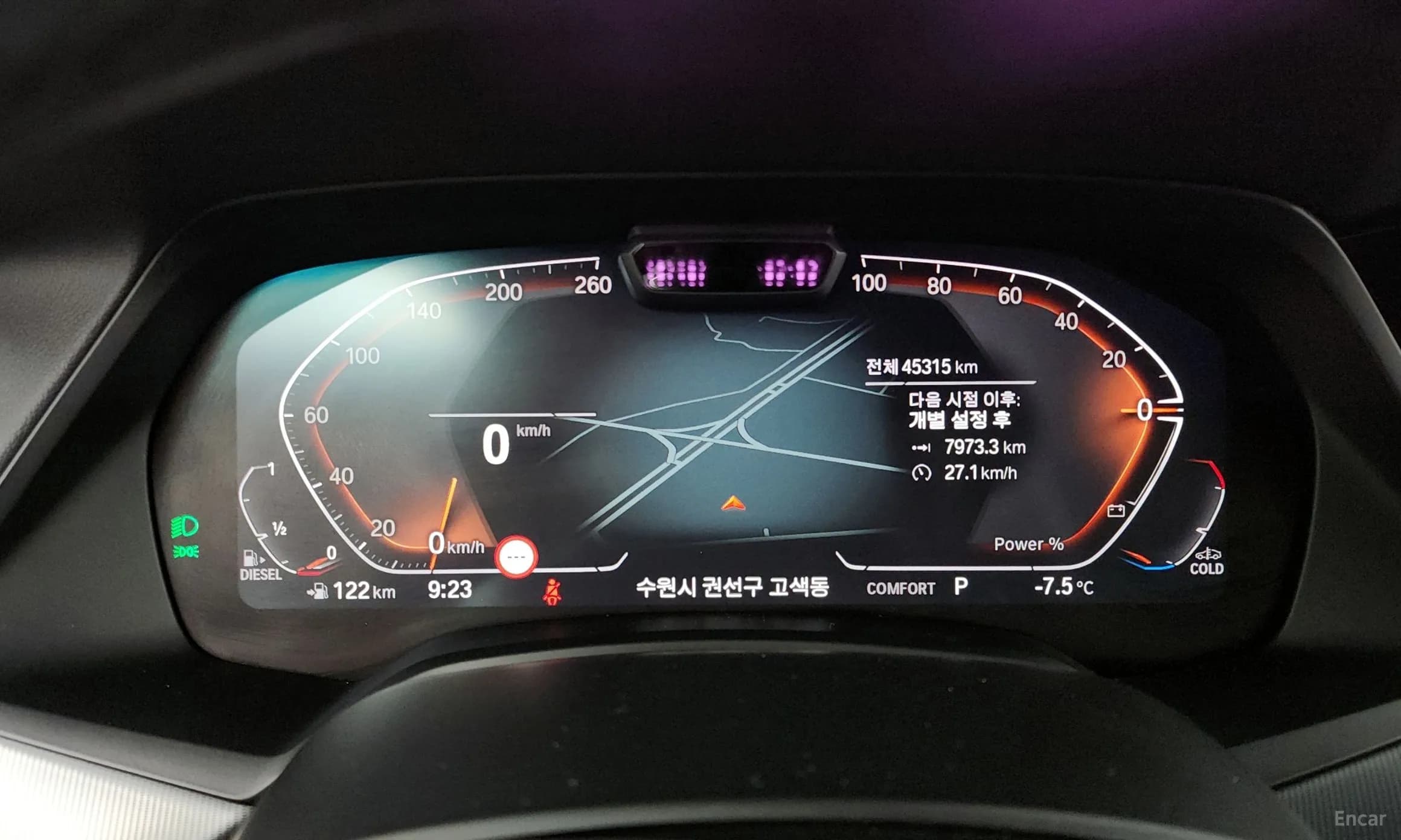 X6 (G06)