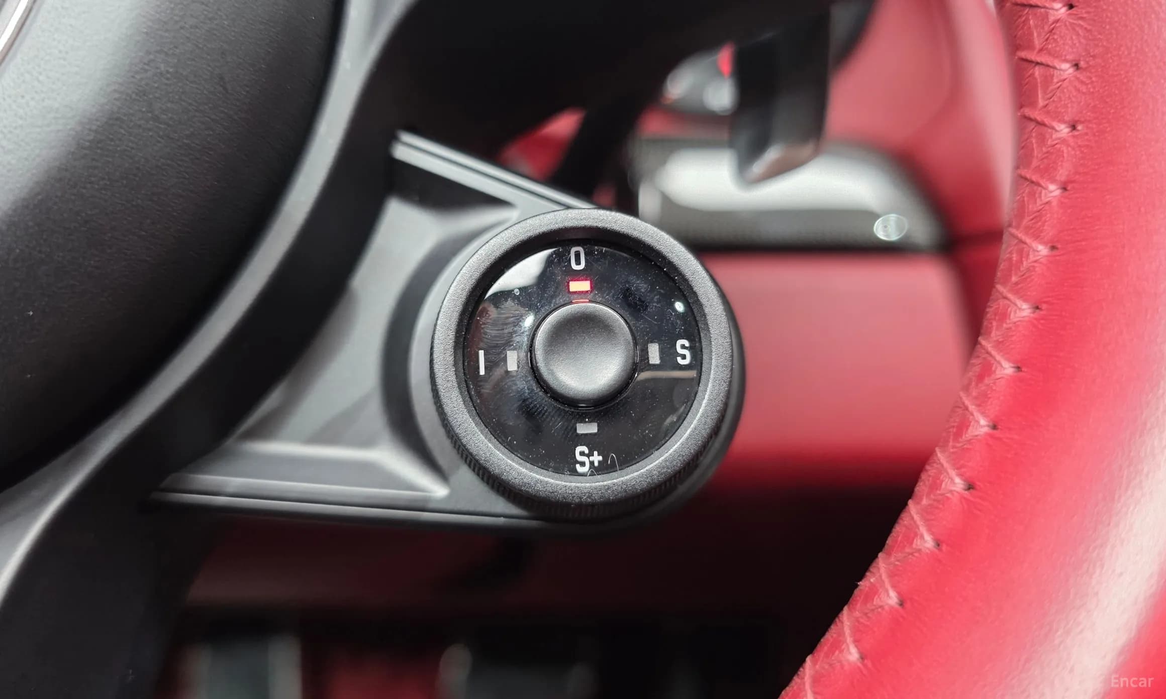 910