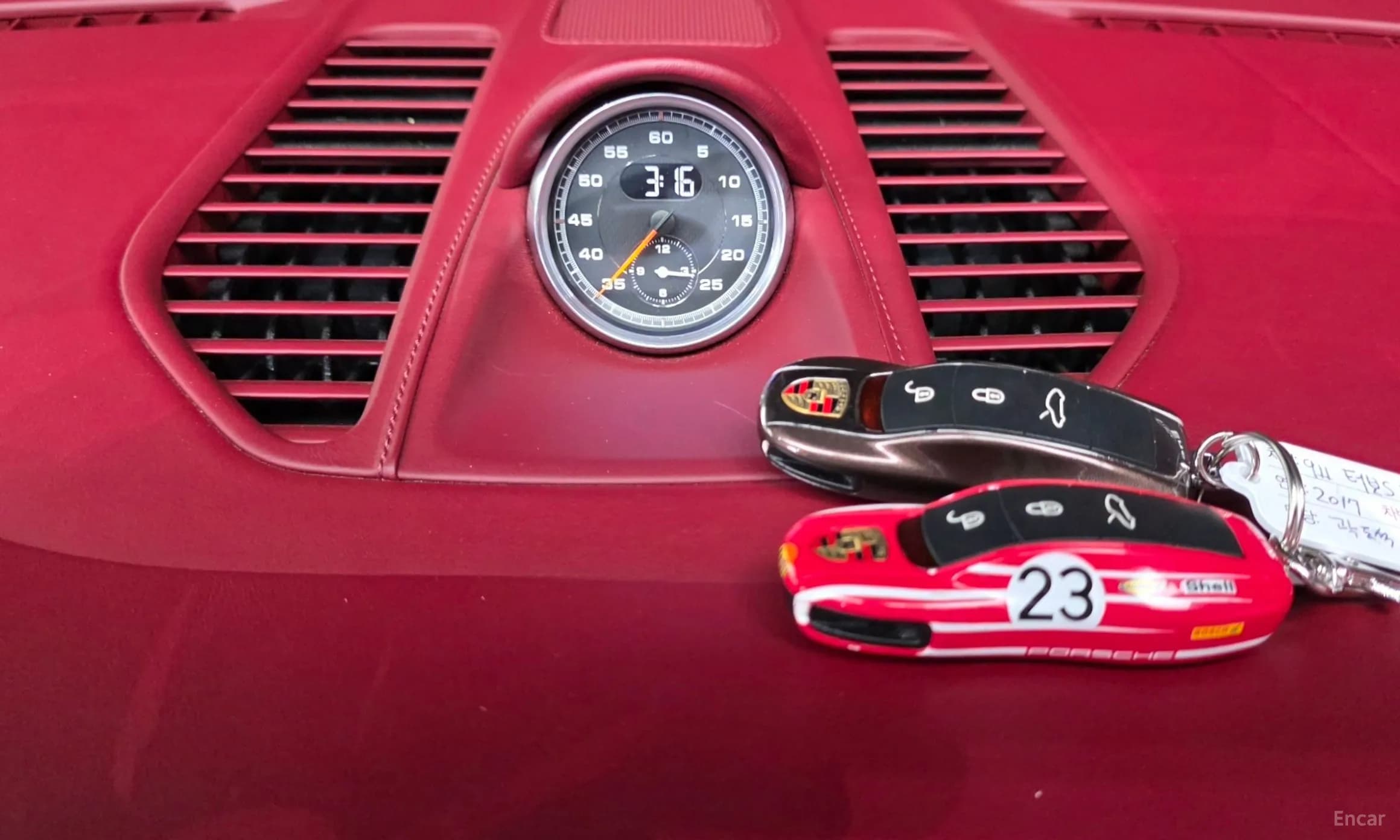 910