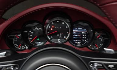 910