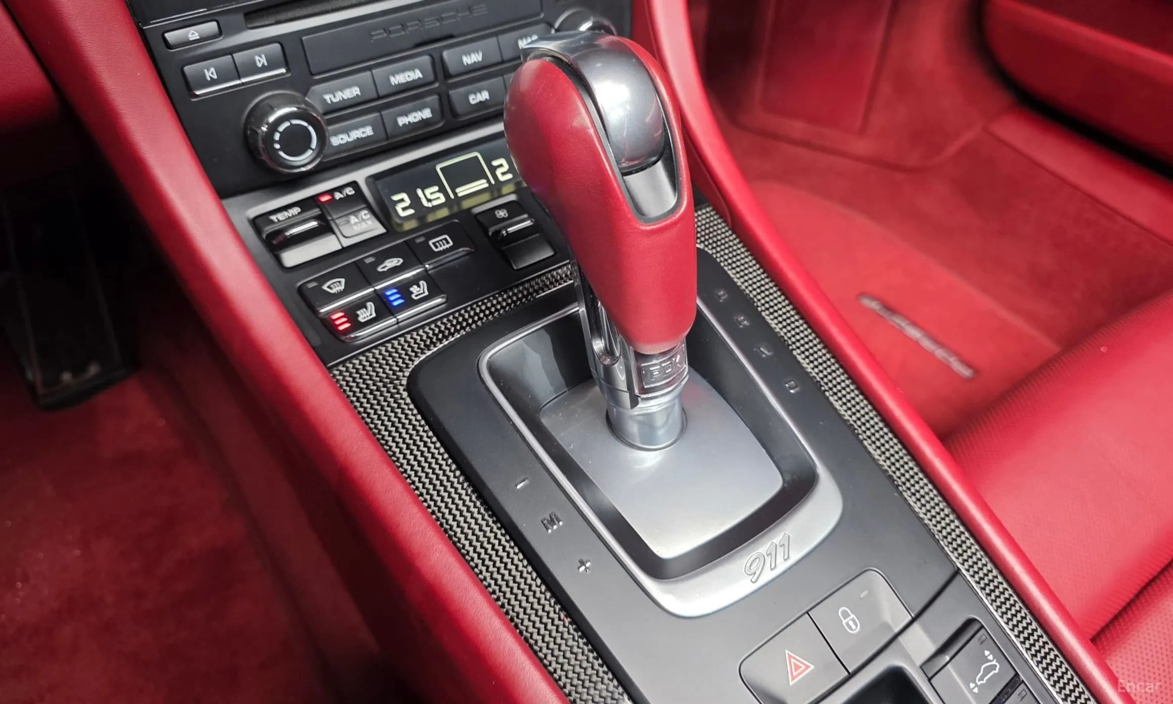 910