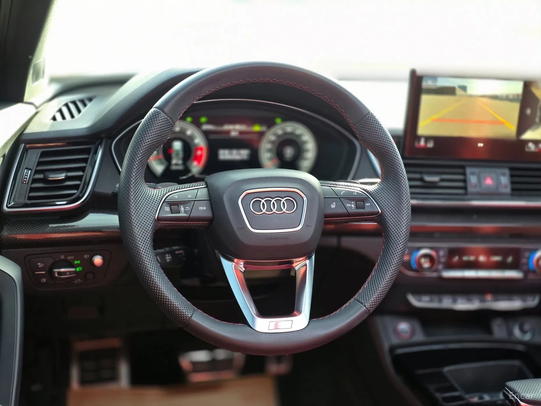 SQ5 (FY)