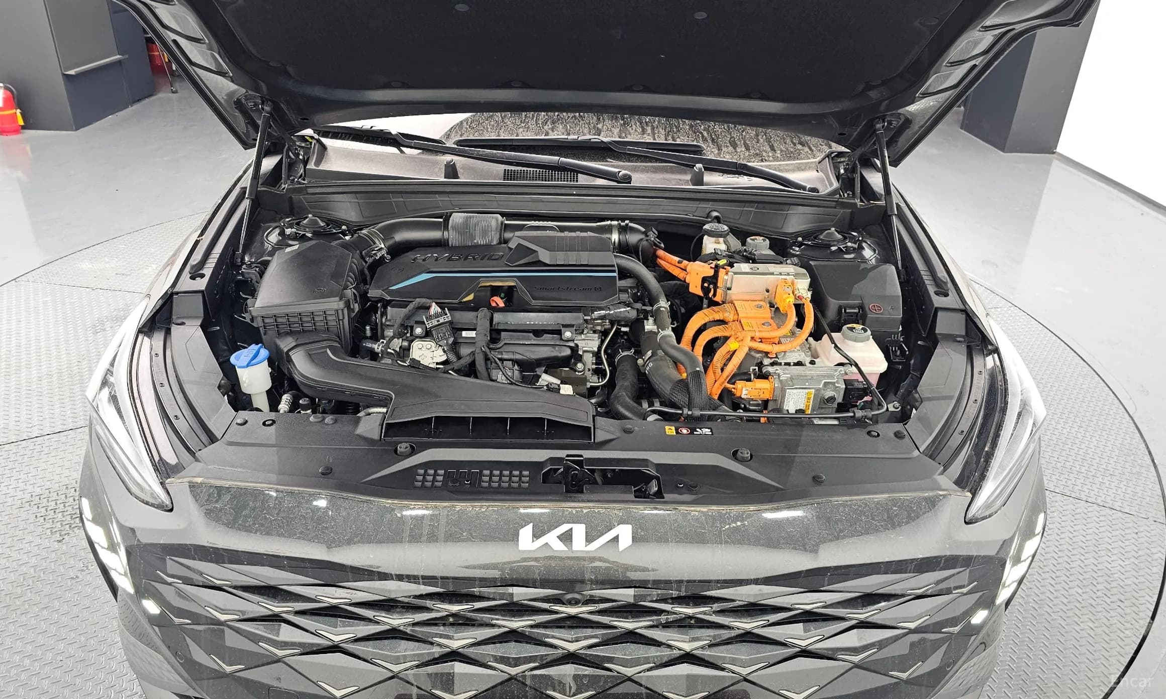 K8 Hybrid