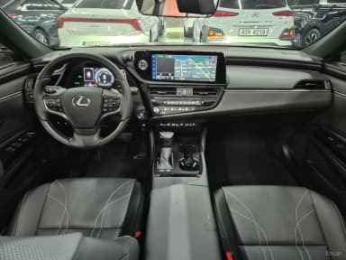 ES300h 7th Generation