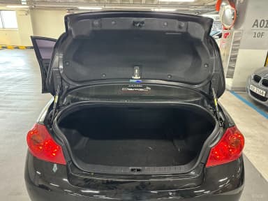 G37