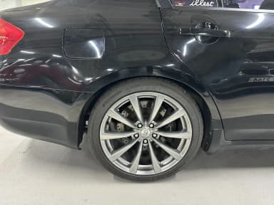 G37