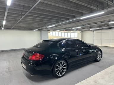 G37