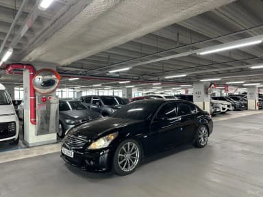 G37