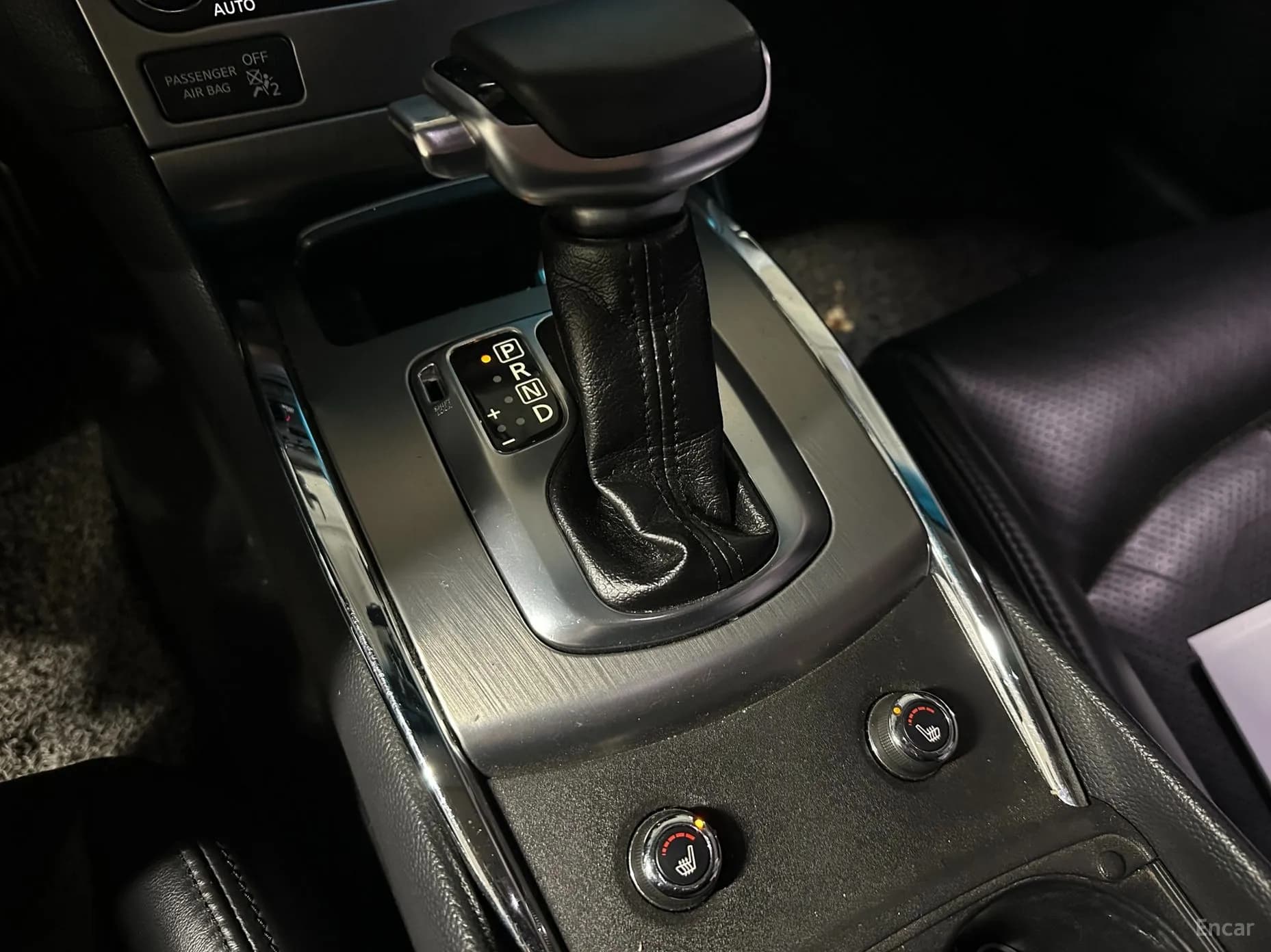 G37