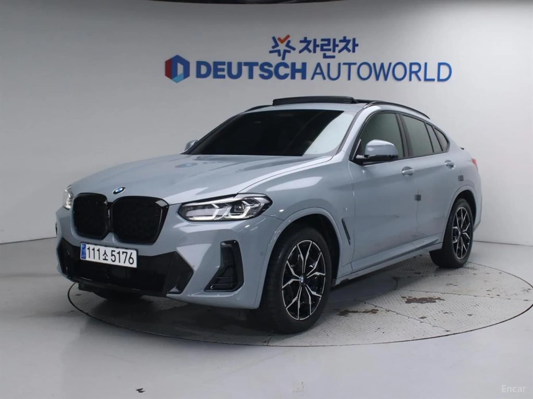 X4 (G02)