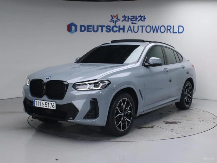 X4 (G02)