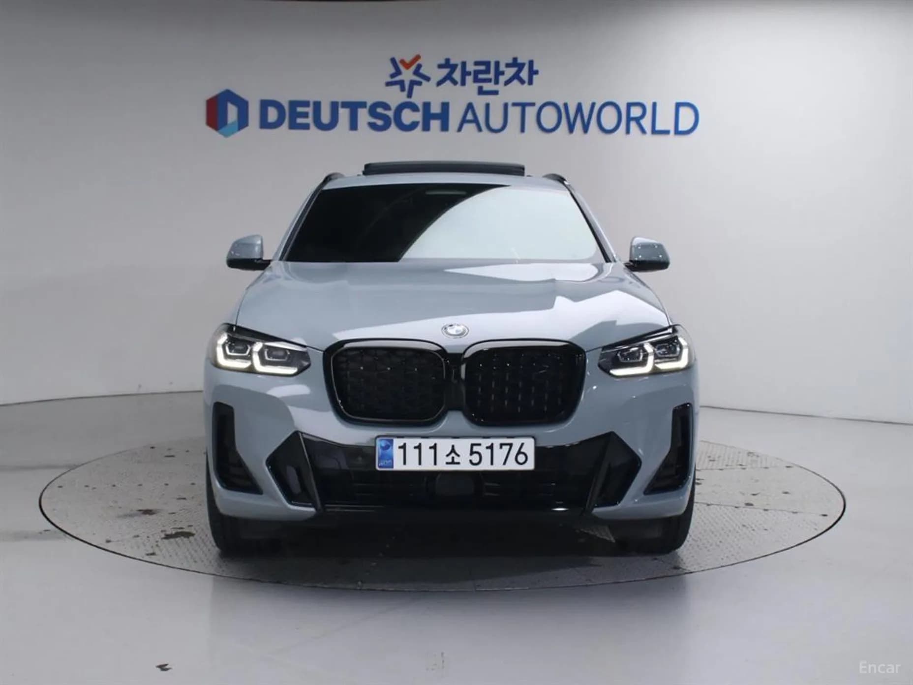 X4 (G02)