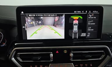 X4 (G02)