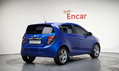 Aveo Hatchback