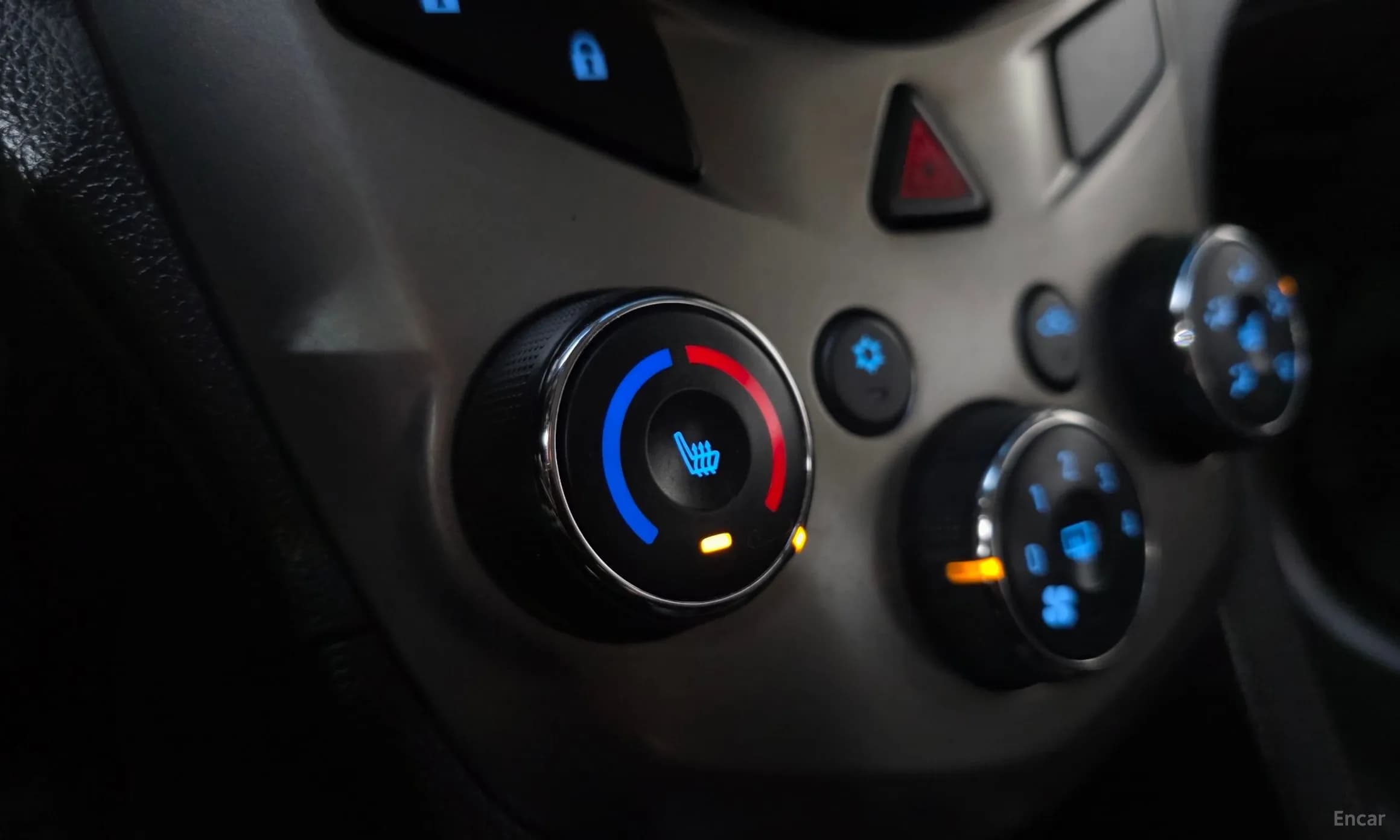 Aveo Hatchback
