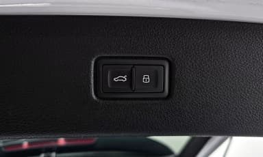 Q7 (4M)
