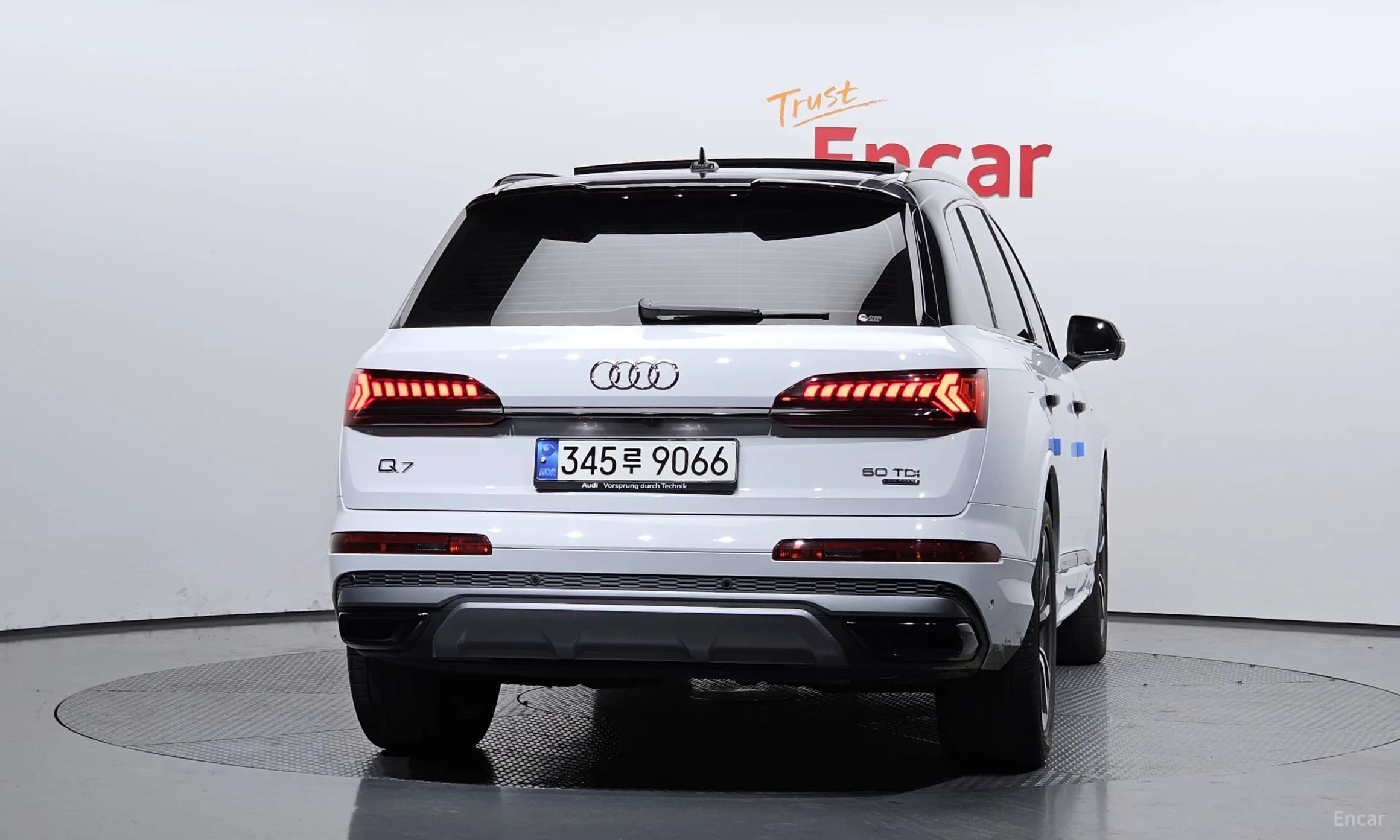 Q7 (4M)