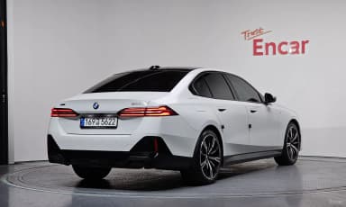 5 Series (G60)