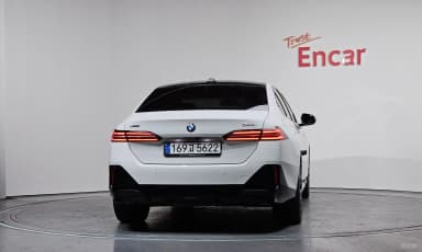 5 Series (G60)