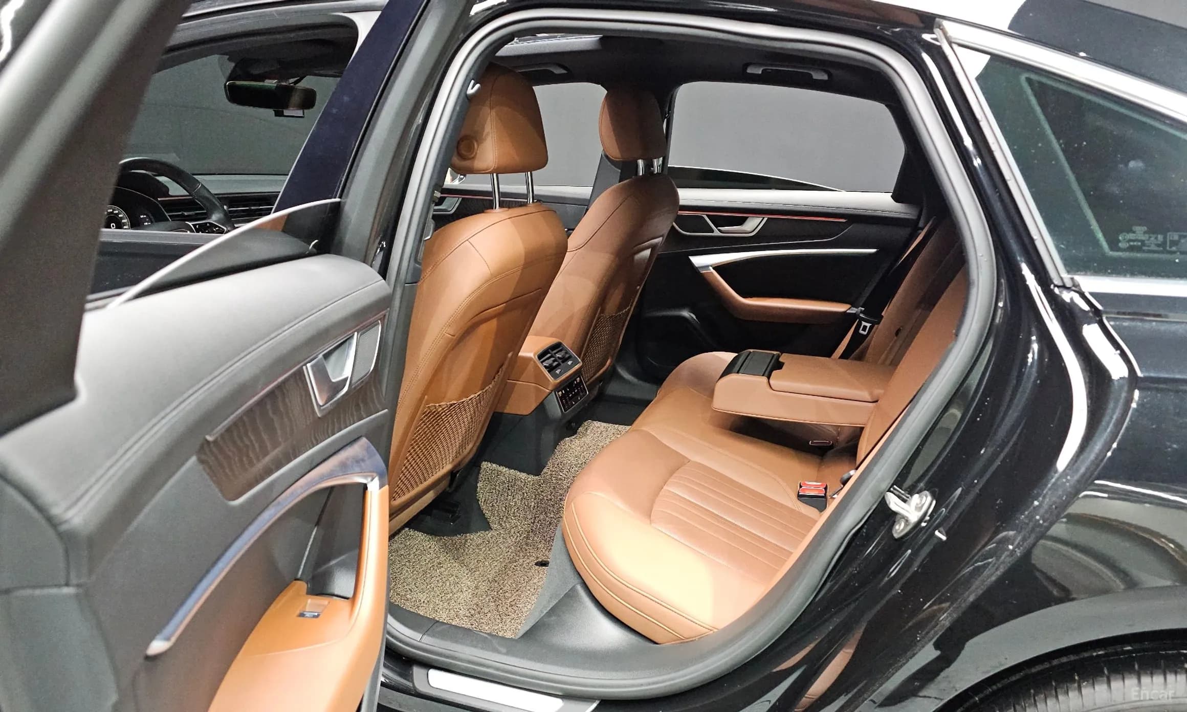 A6 (C8)