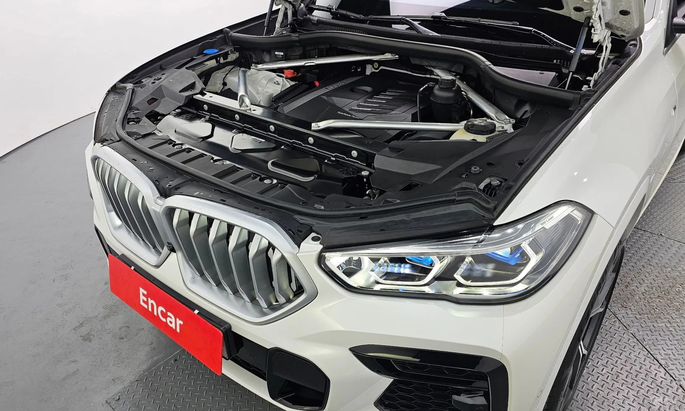 X6 (G06)