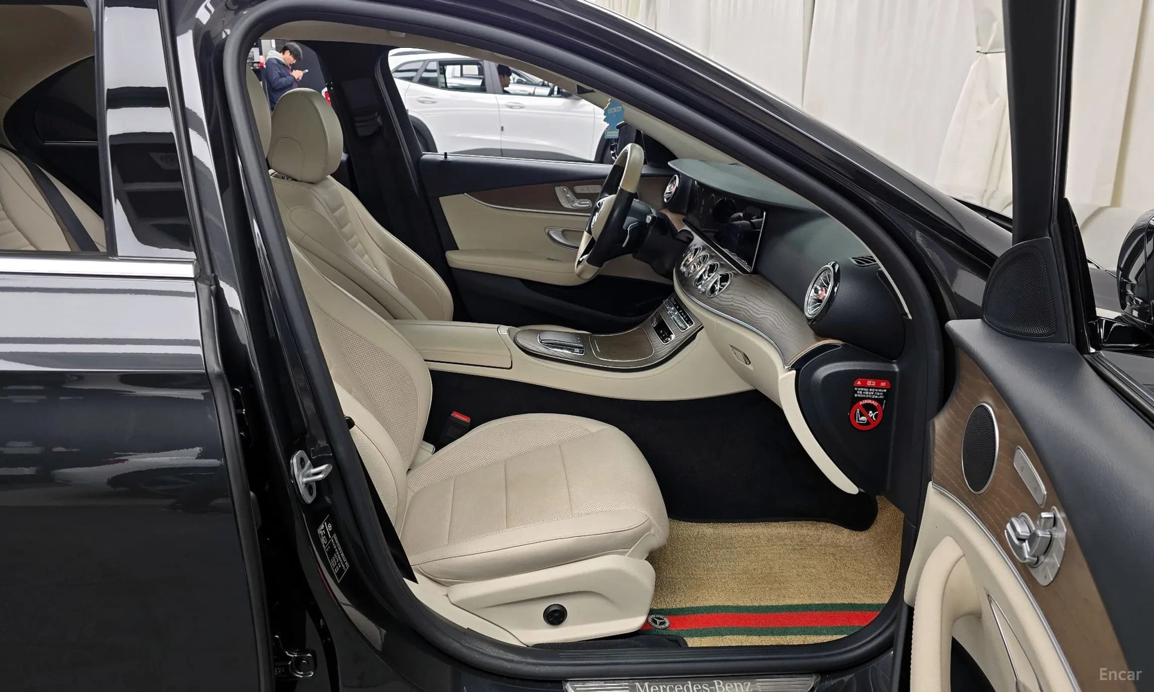 E-Class W213