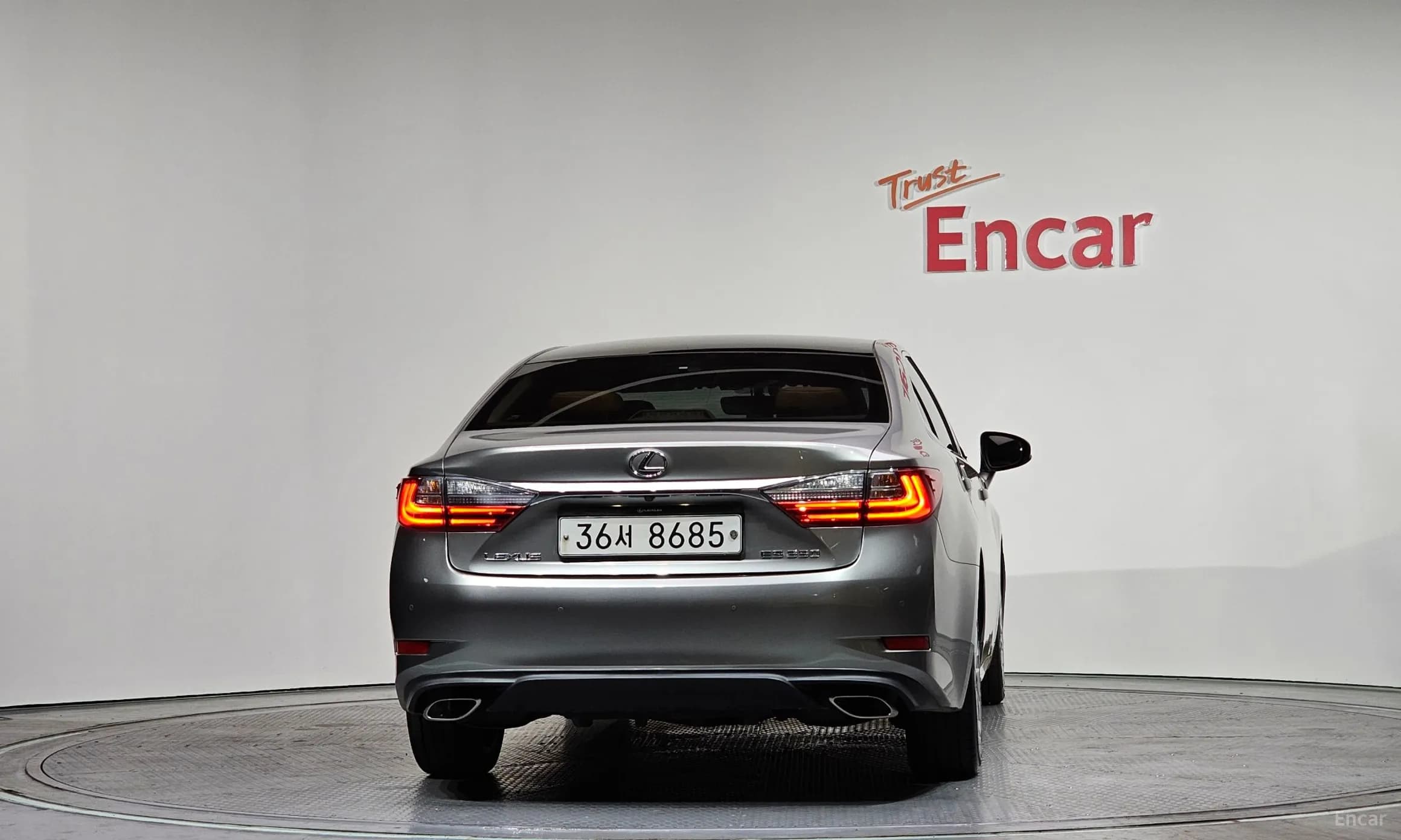 New ES350