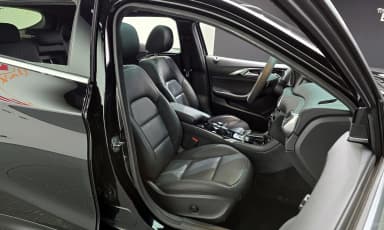 QX30