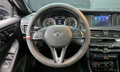 QX30