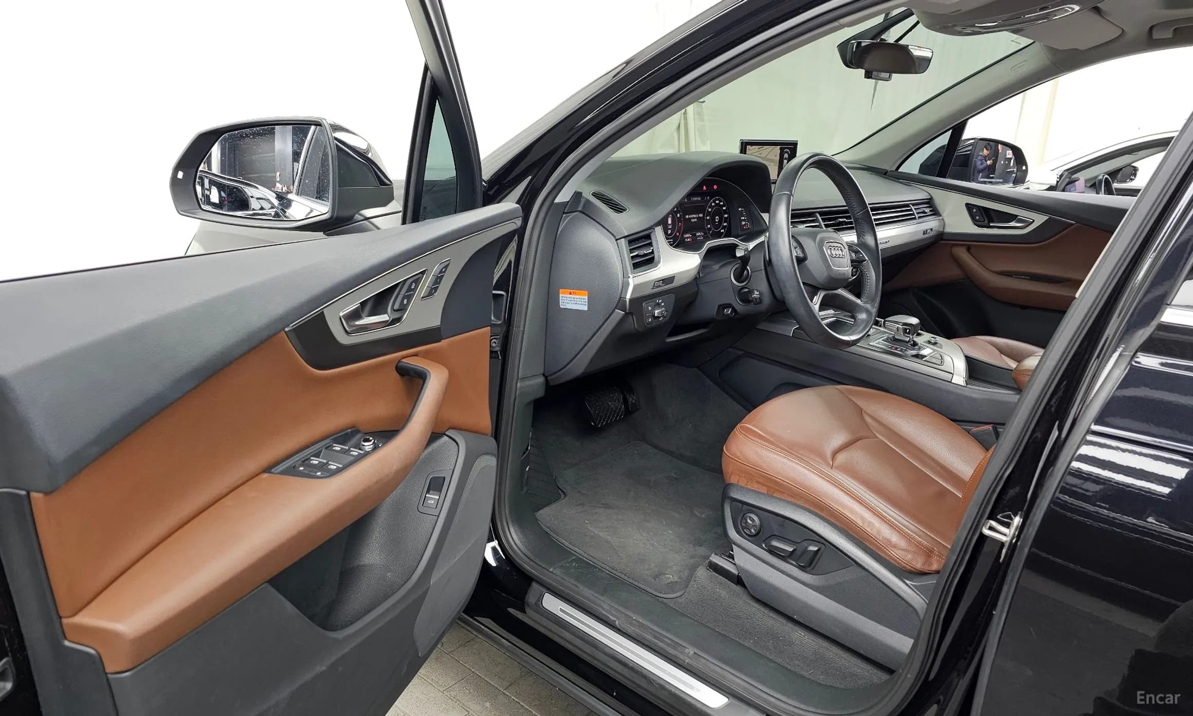 Q7 (4M)