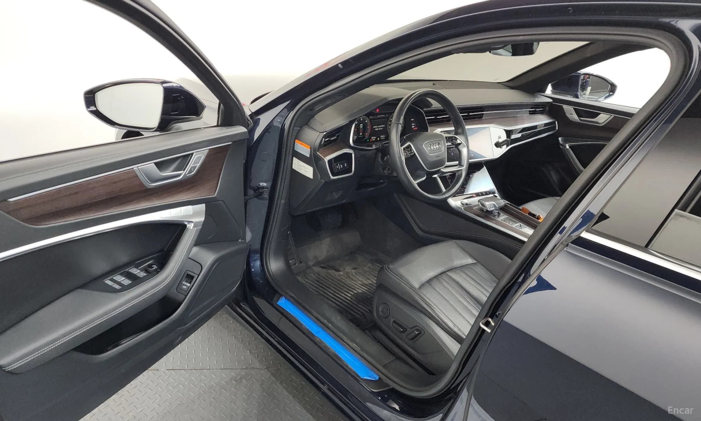 A6 (C8)