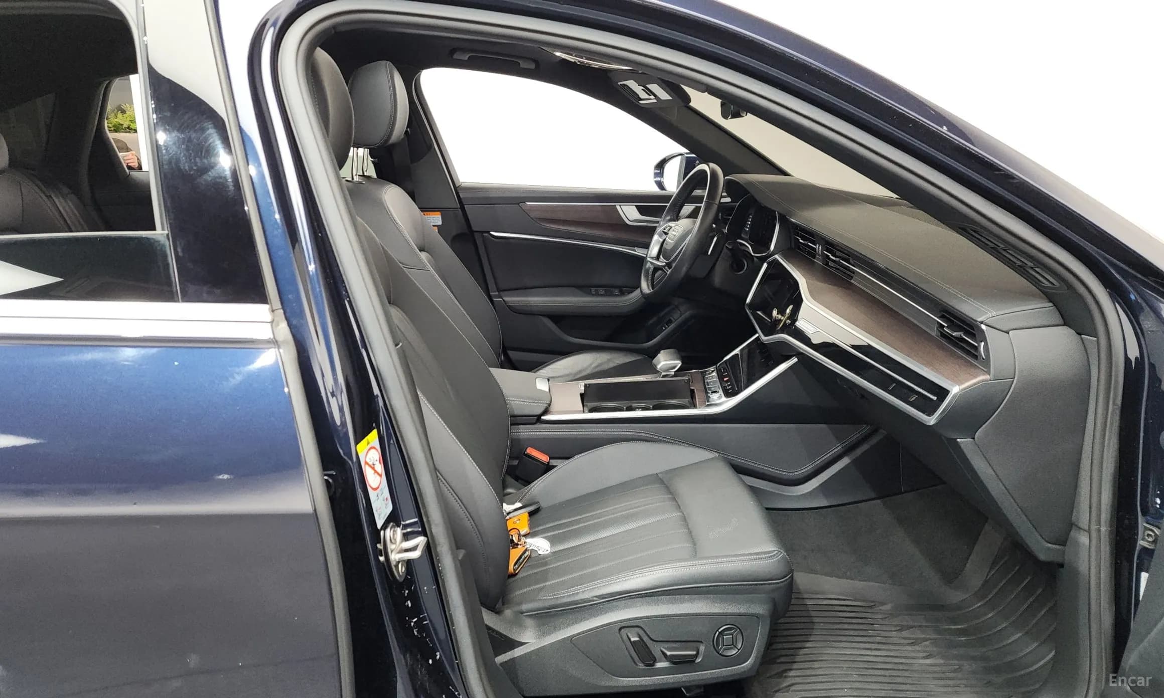 A6 (C8)