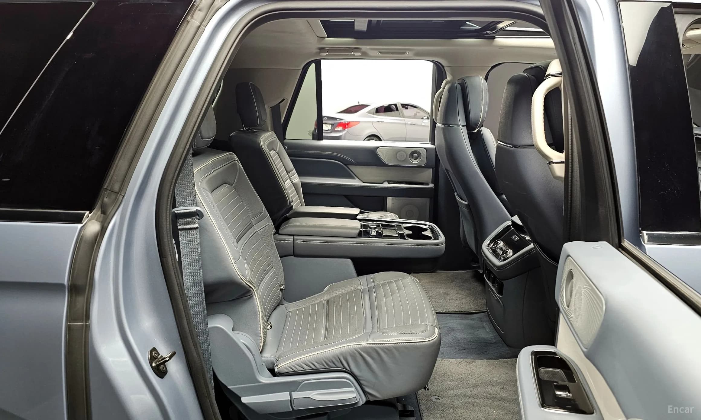 Navigator 4th generation
