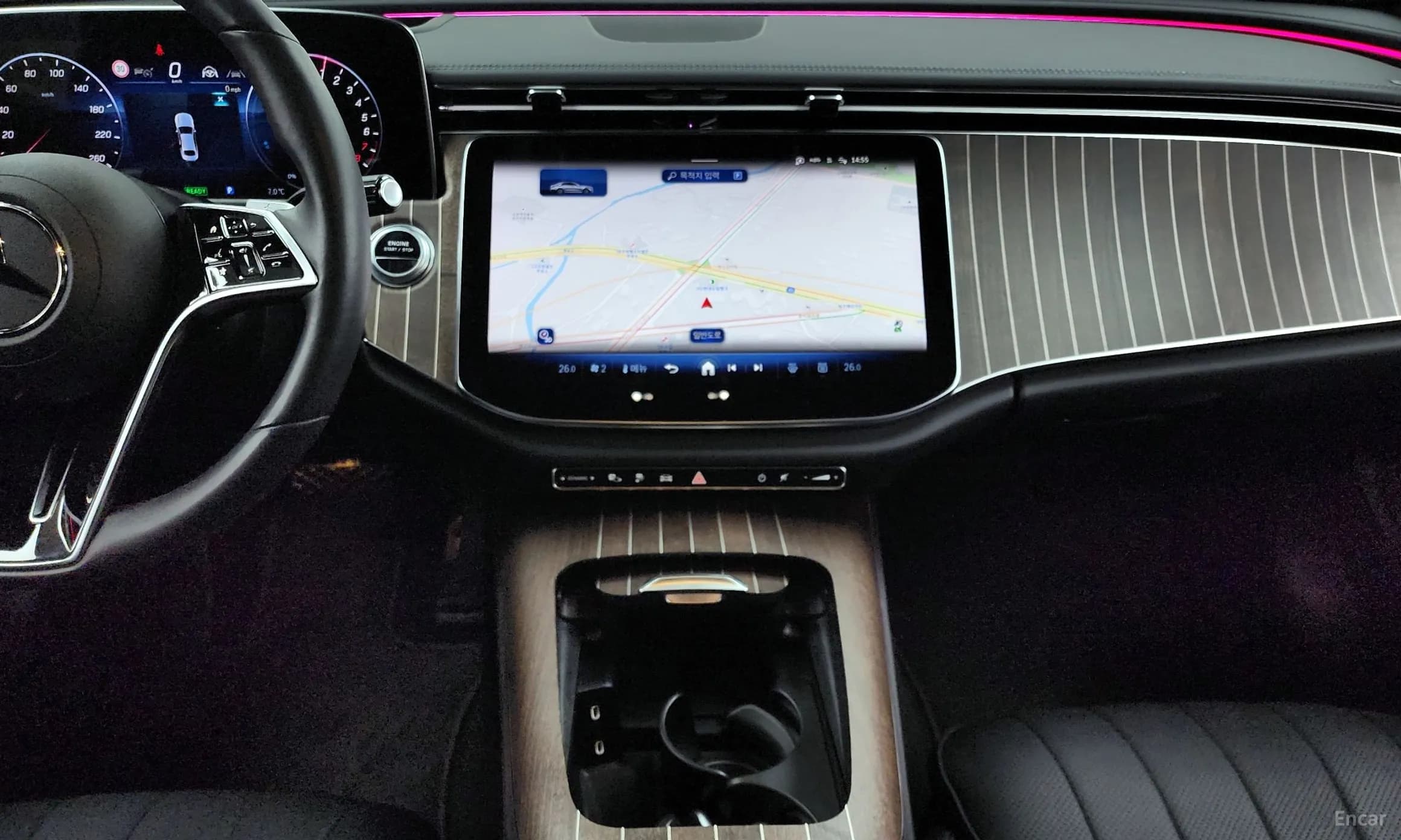 E-Class W214