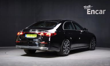 E-Class W214