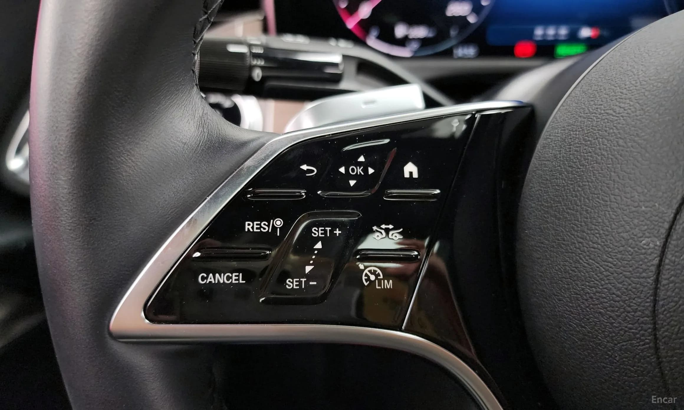 E-Class W214