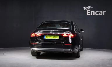 E-Class W214