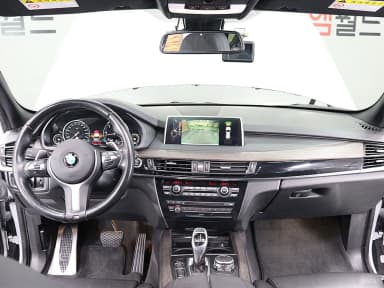 X5 (F15)