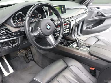 X5 (F15)