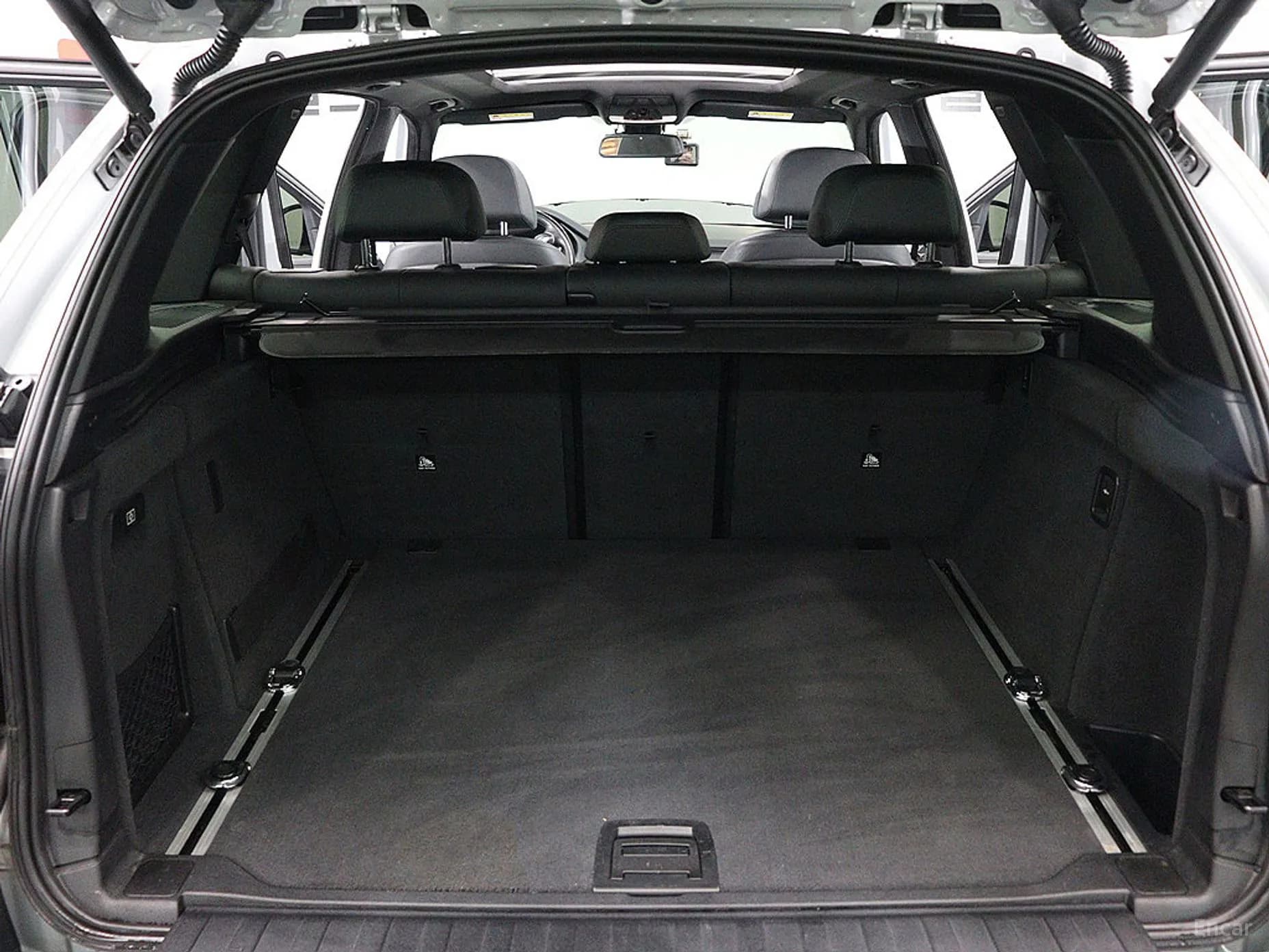 X5 (F15)