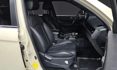Rexton Sports Khan