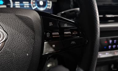 Rexton Sports Khan