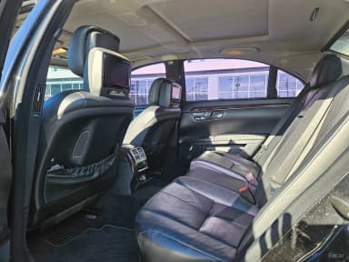 S-Class W221