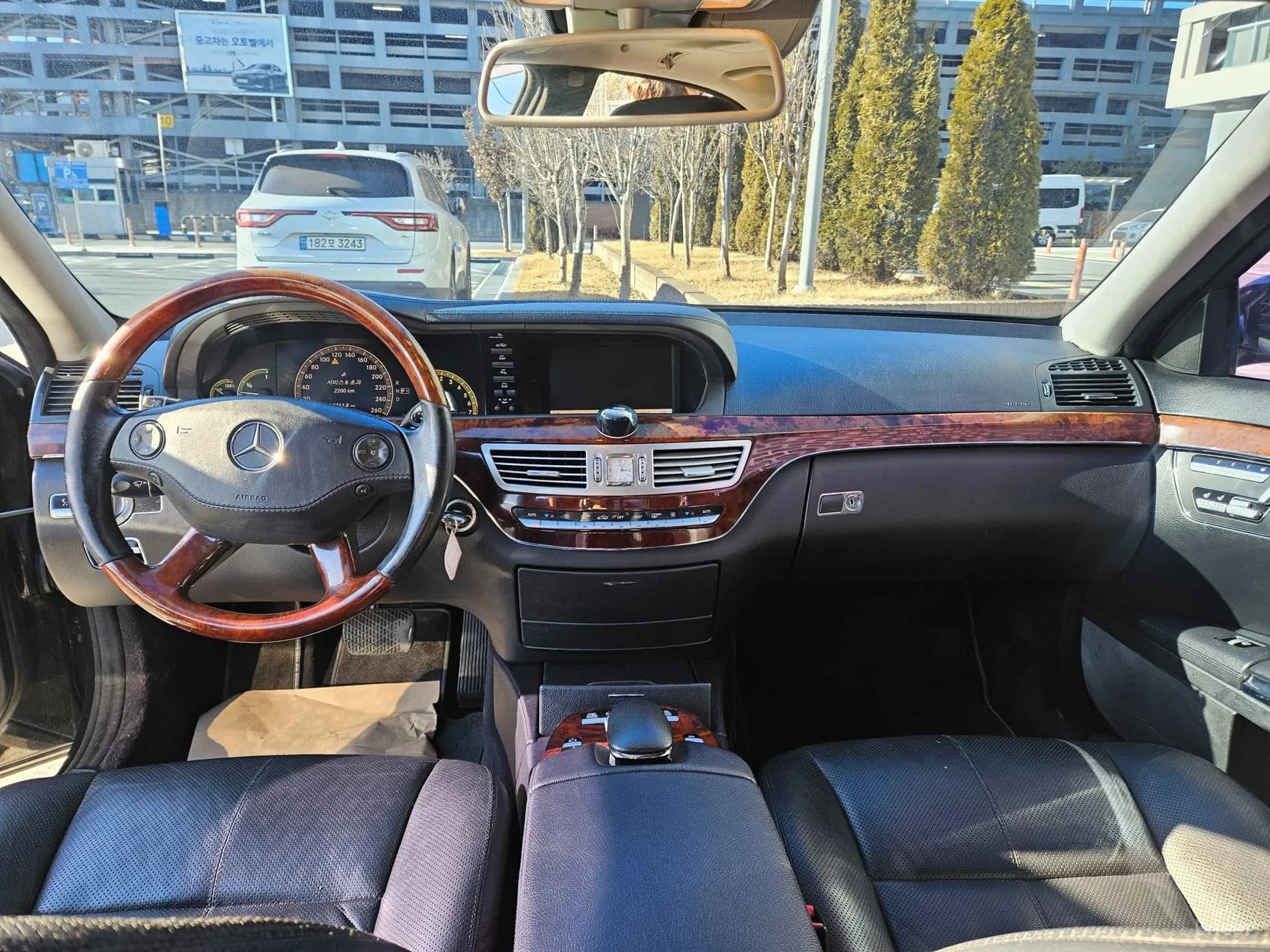 S-Class W221