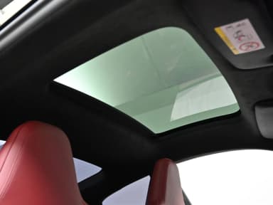 911 (992)