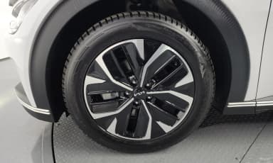 EV6