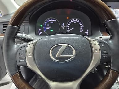 New ES300h