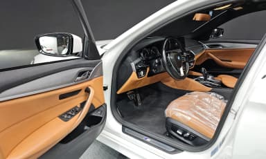 5 Series (G30)