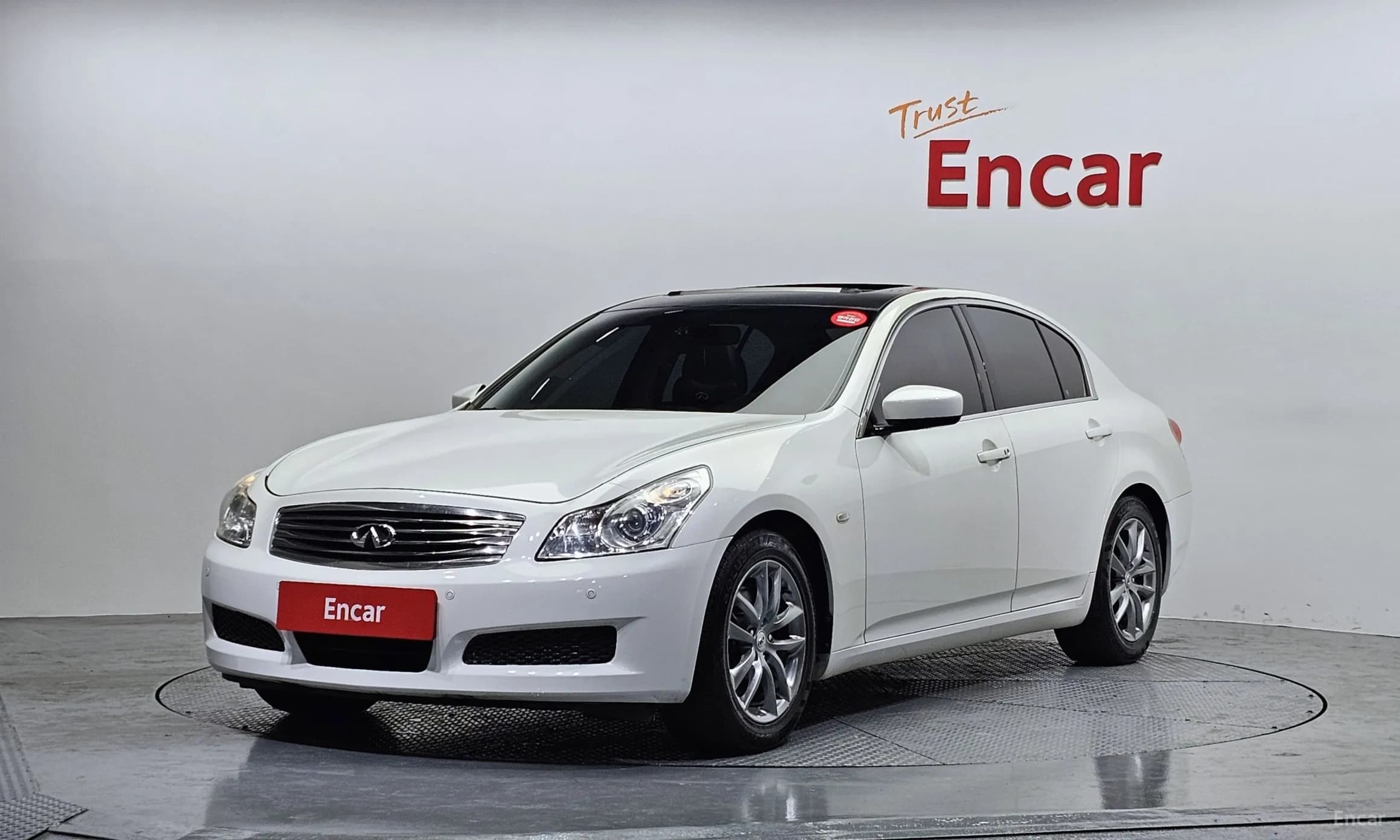 G37